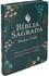 Bíblia Sagrada com letra grande, harpa cristã e palavras de Jesus a vermelho